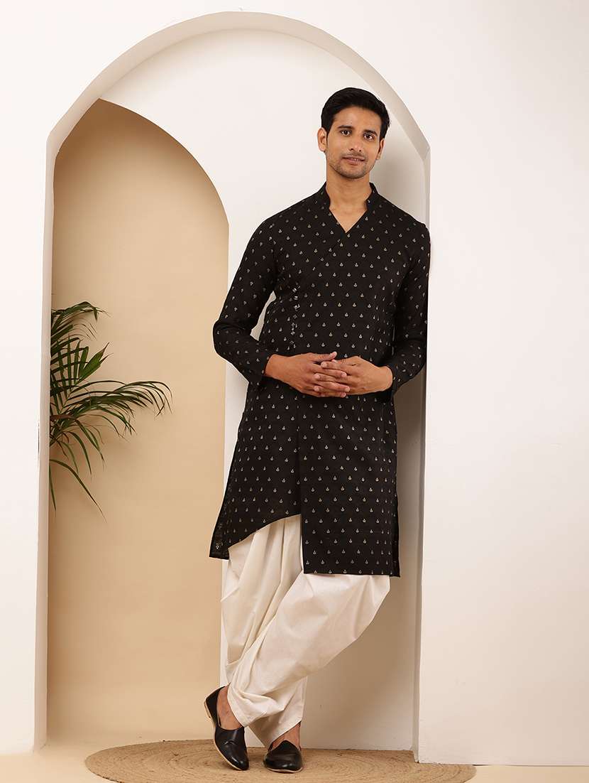 men self design mandarin neck asymmetric kurta