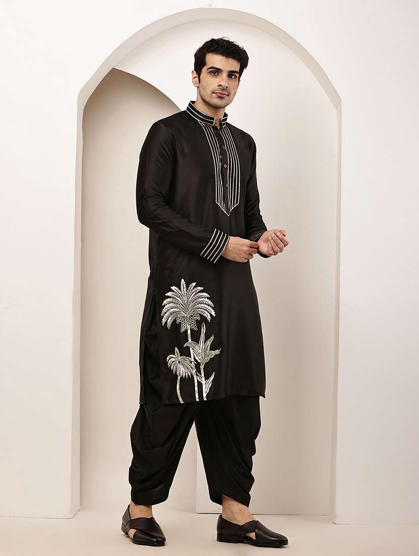 men solid with work mandarin neck long kurta - 22615974 -  Standard Image - 3