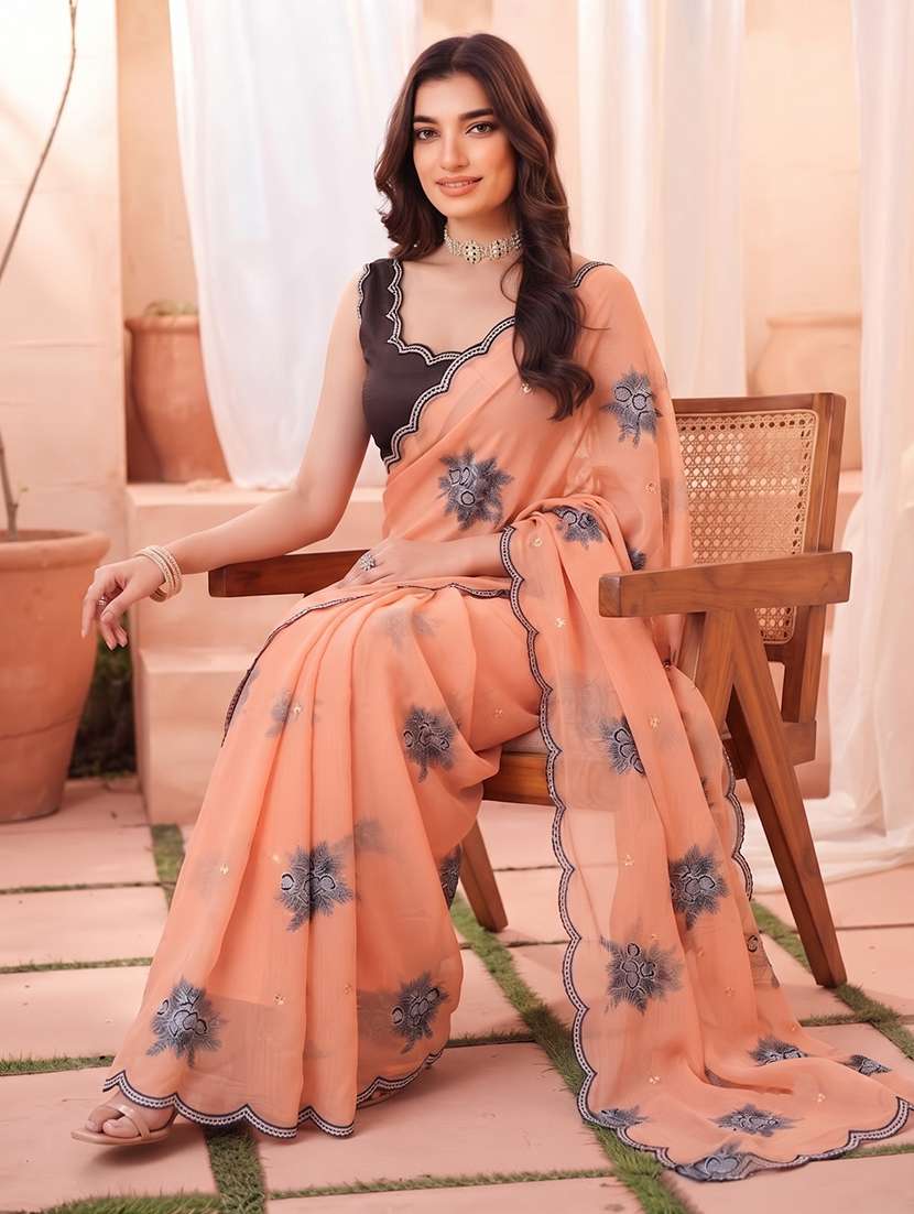 Women Solid With Work Embroidered Saree With Blouse - 22615992 -  Standard Image - 3