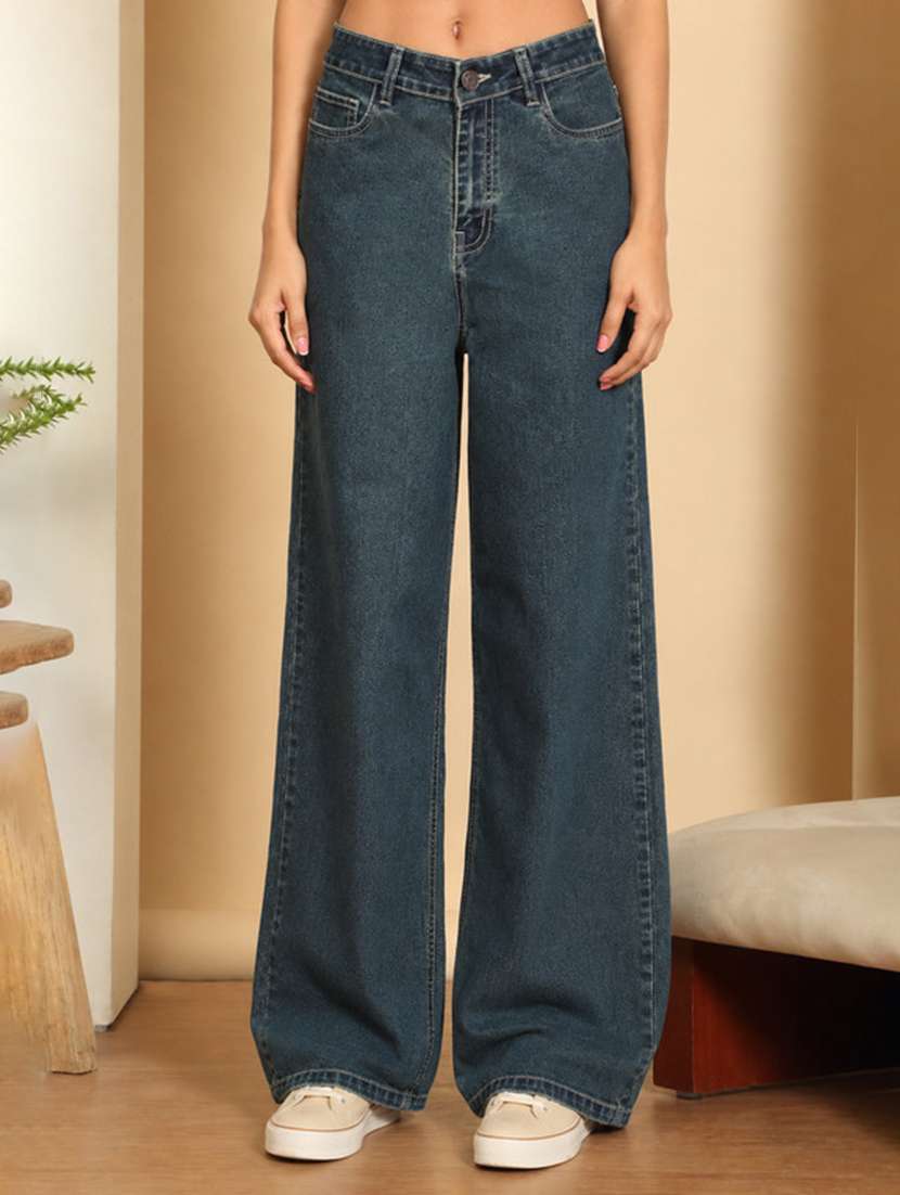 women solid mid rise wide leg jeans