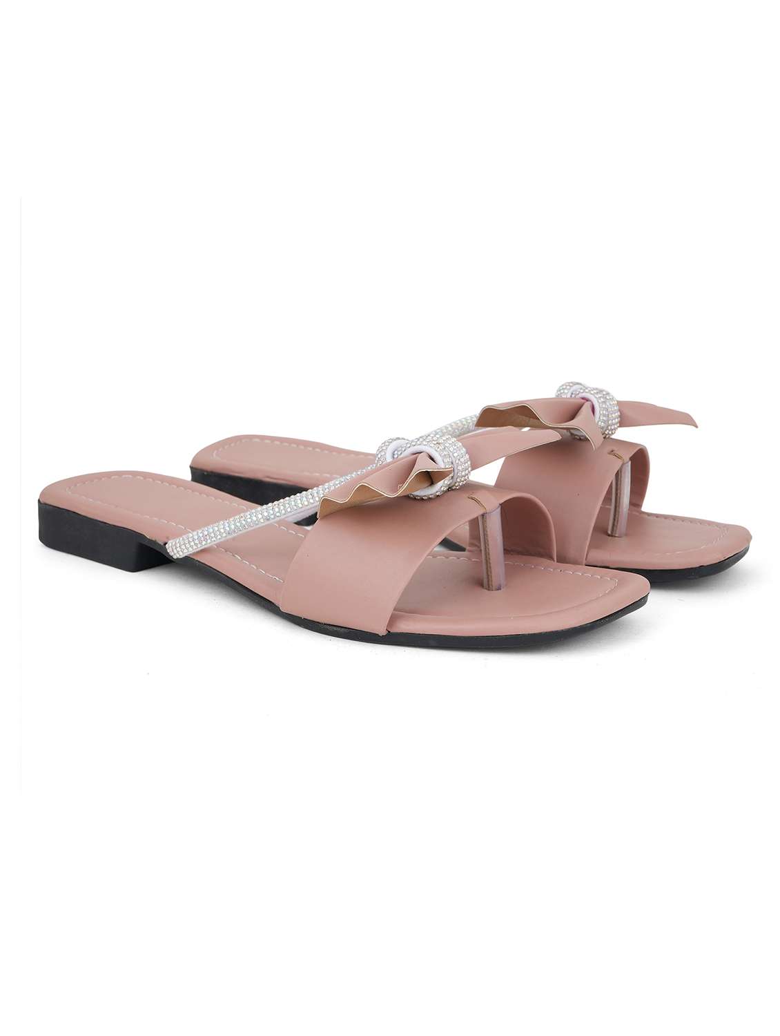 women embellished toe separator flats