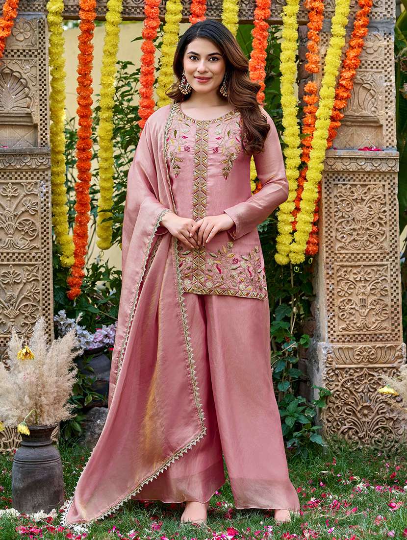 women embroidered long sleeves kurta palazzo set with dupatta