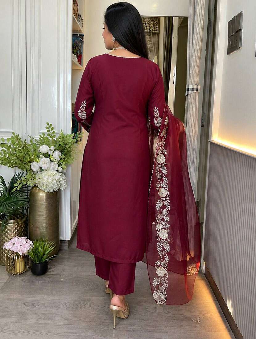 Women Embroidered Three Quarter Sleeve Kurta Pant With Dupatta Set - 22616374 -  Standard Image - 3
