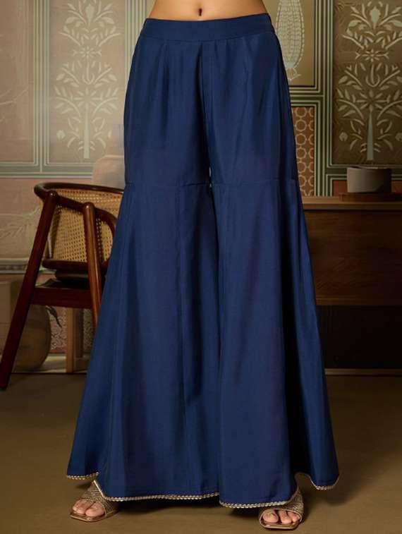 Women Embroidered Short Sleeves Kurta Sharara Set With Dupatta - 22616678 -  Standard Image - 3