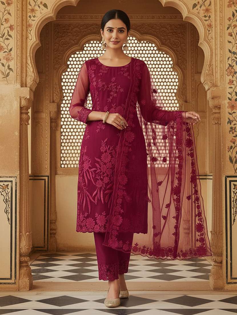 women embroidered three quarter sleeves kurta pant set with dupatta