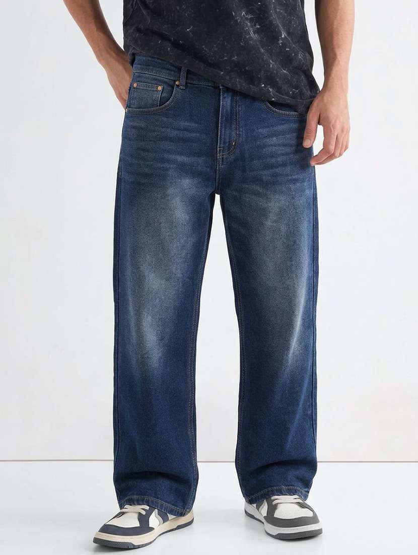 men washed mid rise straight jeans