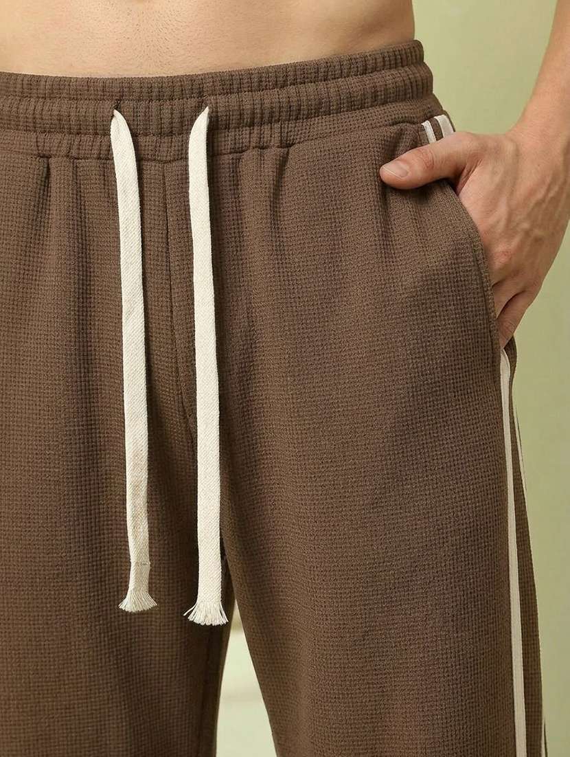 Men Side Taped Mid Rise Relaxed Fit Track Pant - 22617118 -  Standard Image - 3
