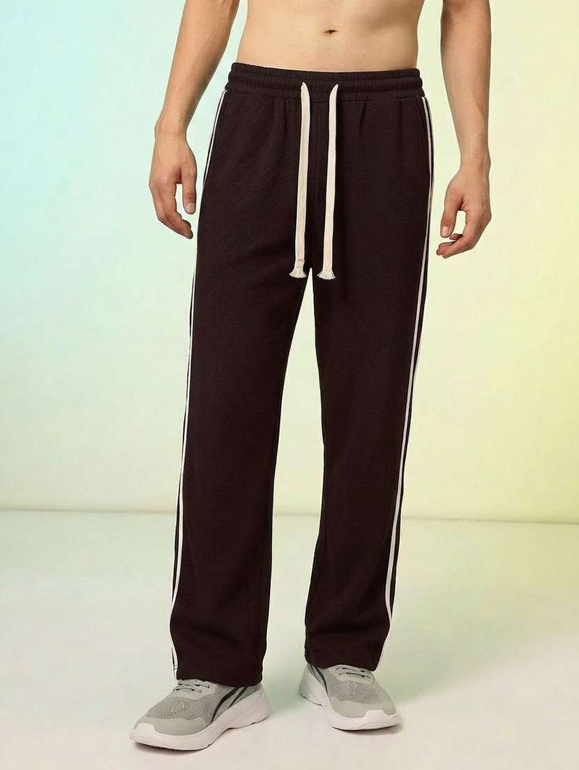 men side taped mid rise relaxed fit track pant