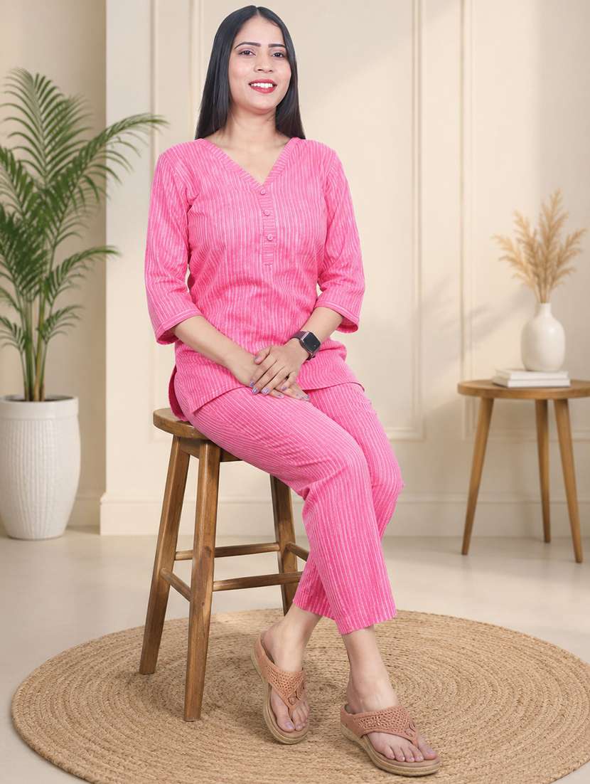 women striped three quarter sleeves nightwear set