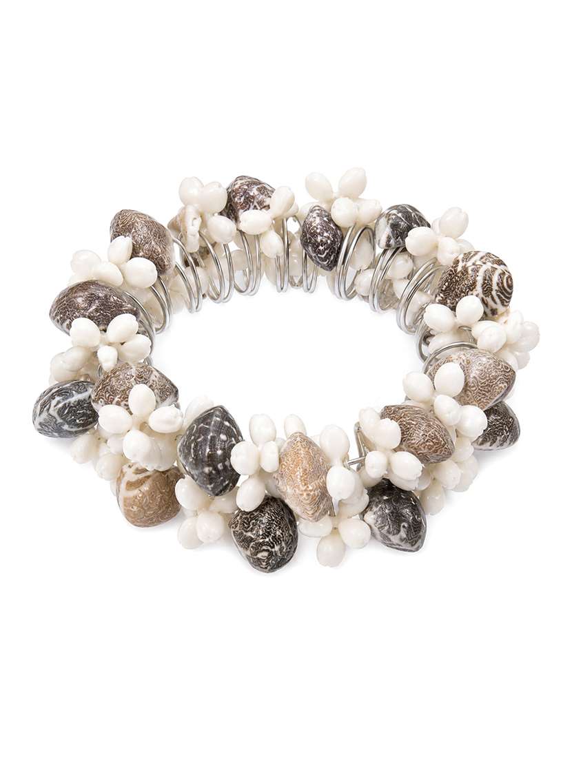  white handmade shell bangle bracelet 