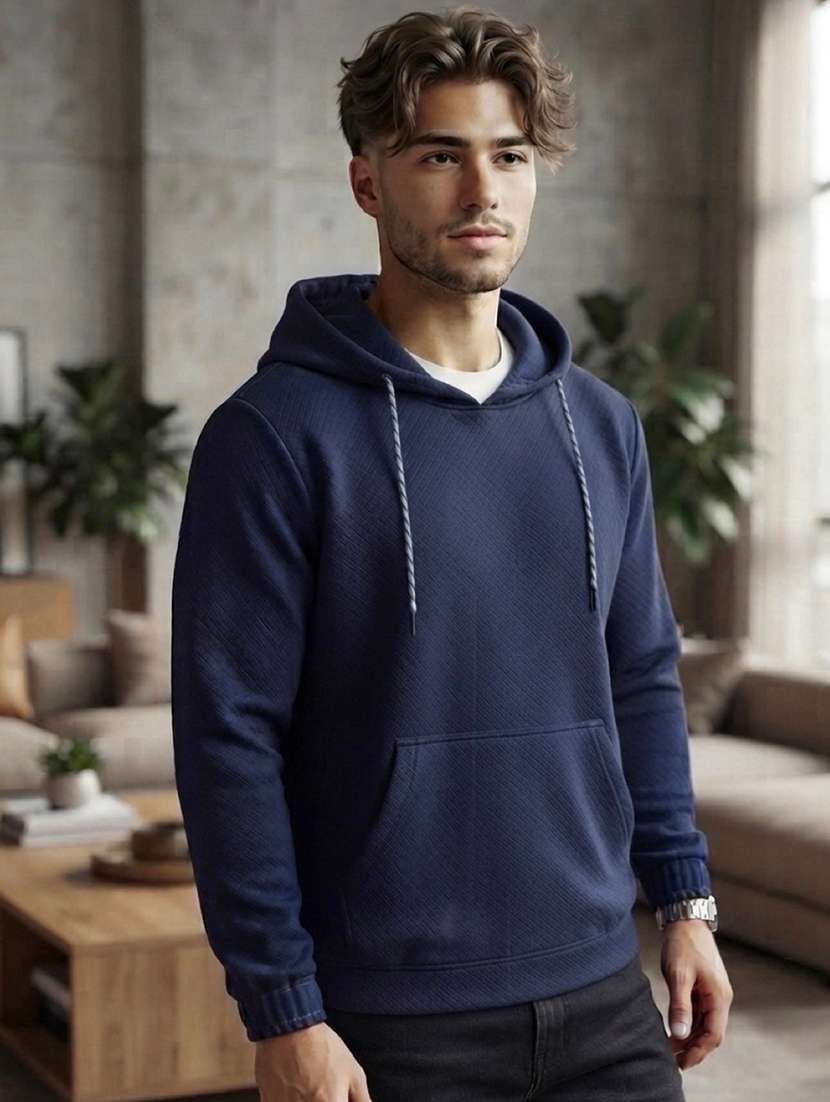 men solid long sleeves hooded sweatshirt