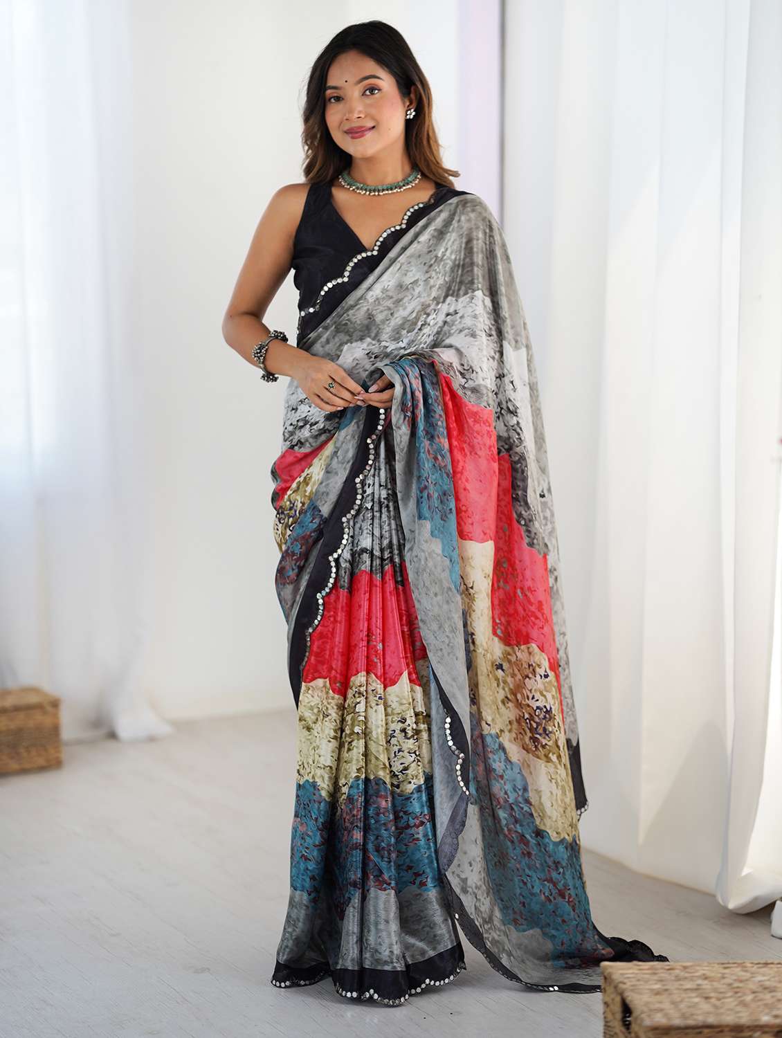 women printed casual wear saree with blouse