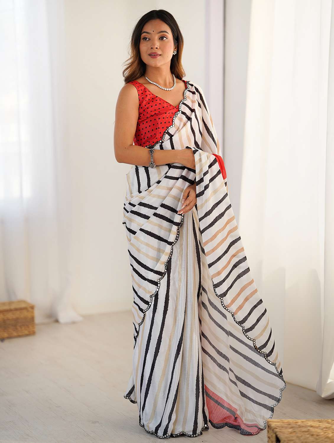 women printed casual wear saree with blouse