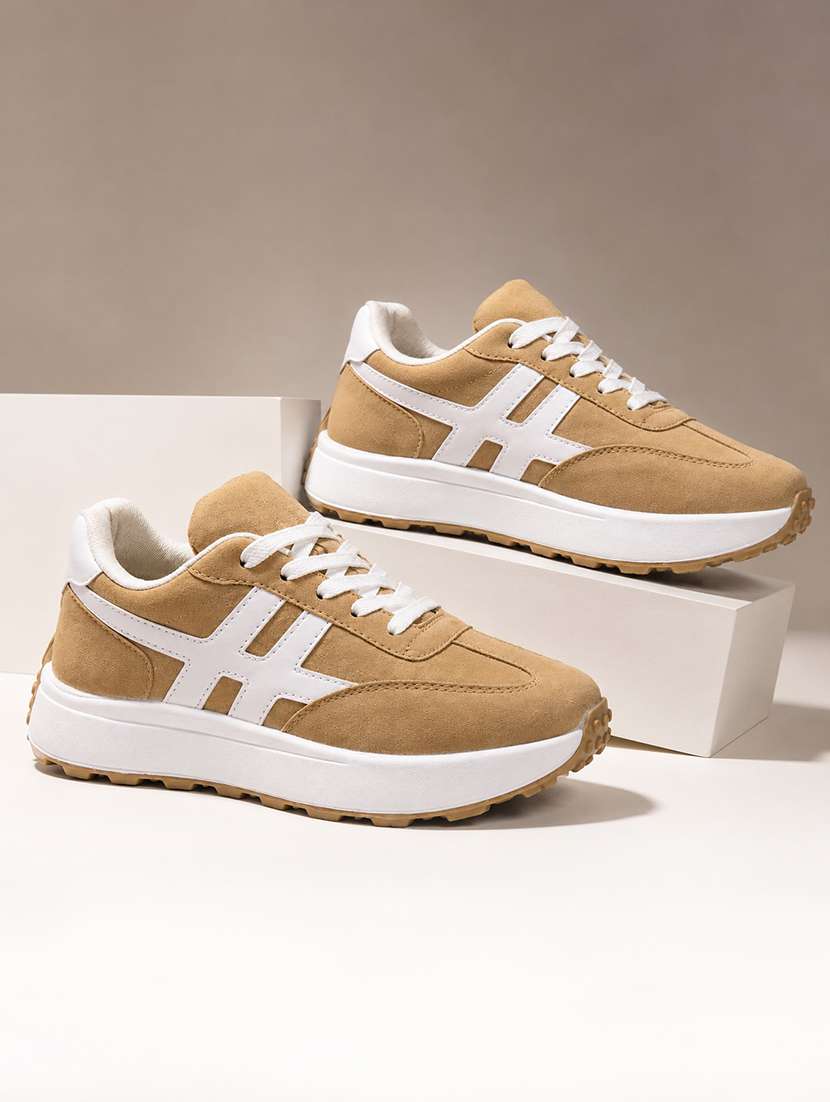 men solid lace up sneaker