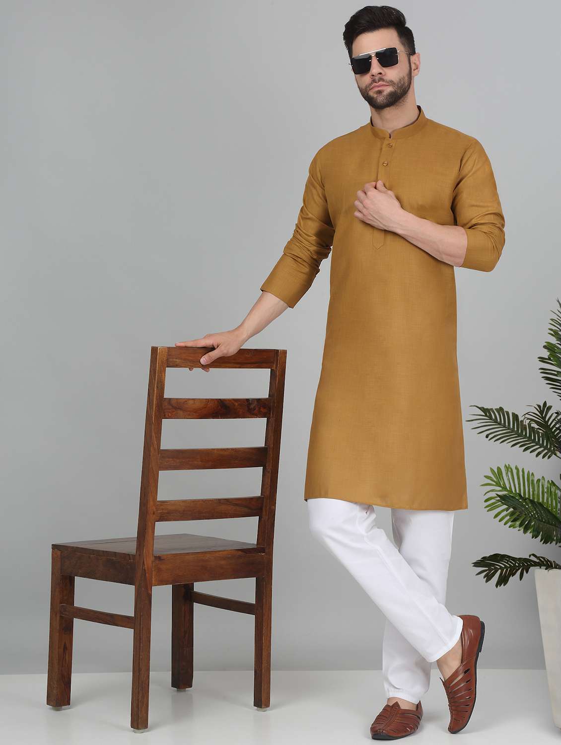 men solid mandarin neck long kurta