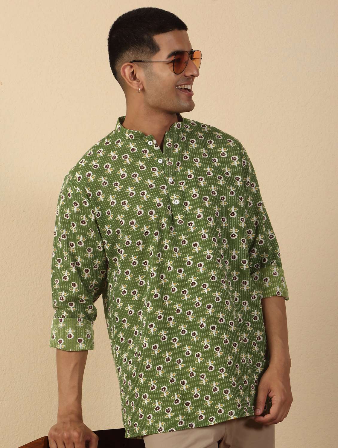 men printed mandarin neck short kurta