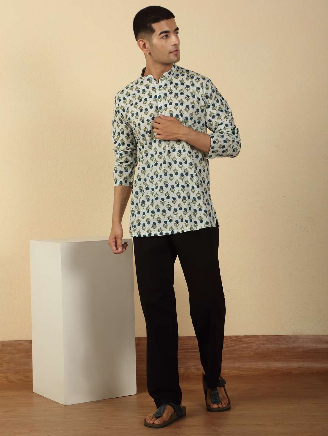 men printed mandarin neck short kurta - 22619200 -  Standard Image - 5