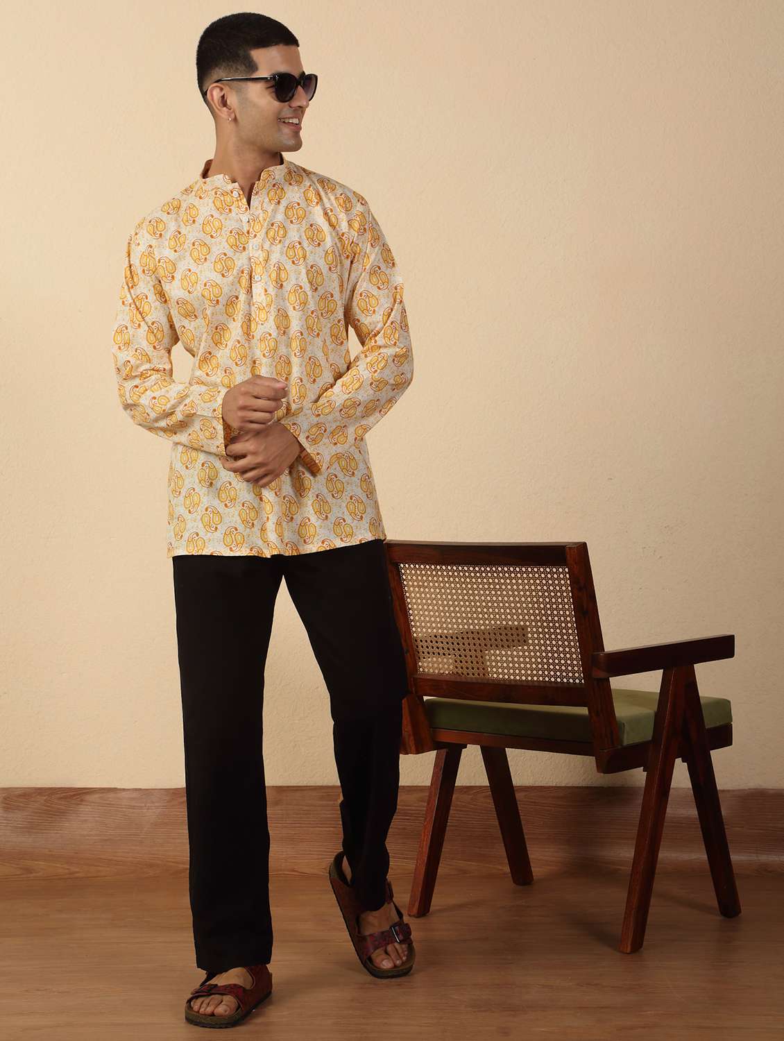 men printed mandarin neck short kurta - 22619201 -  Standard Image - 5
