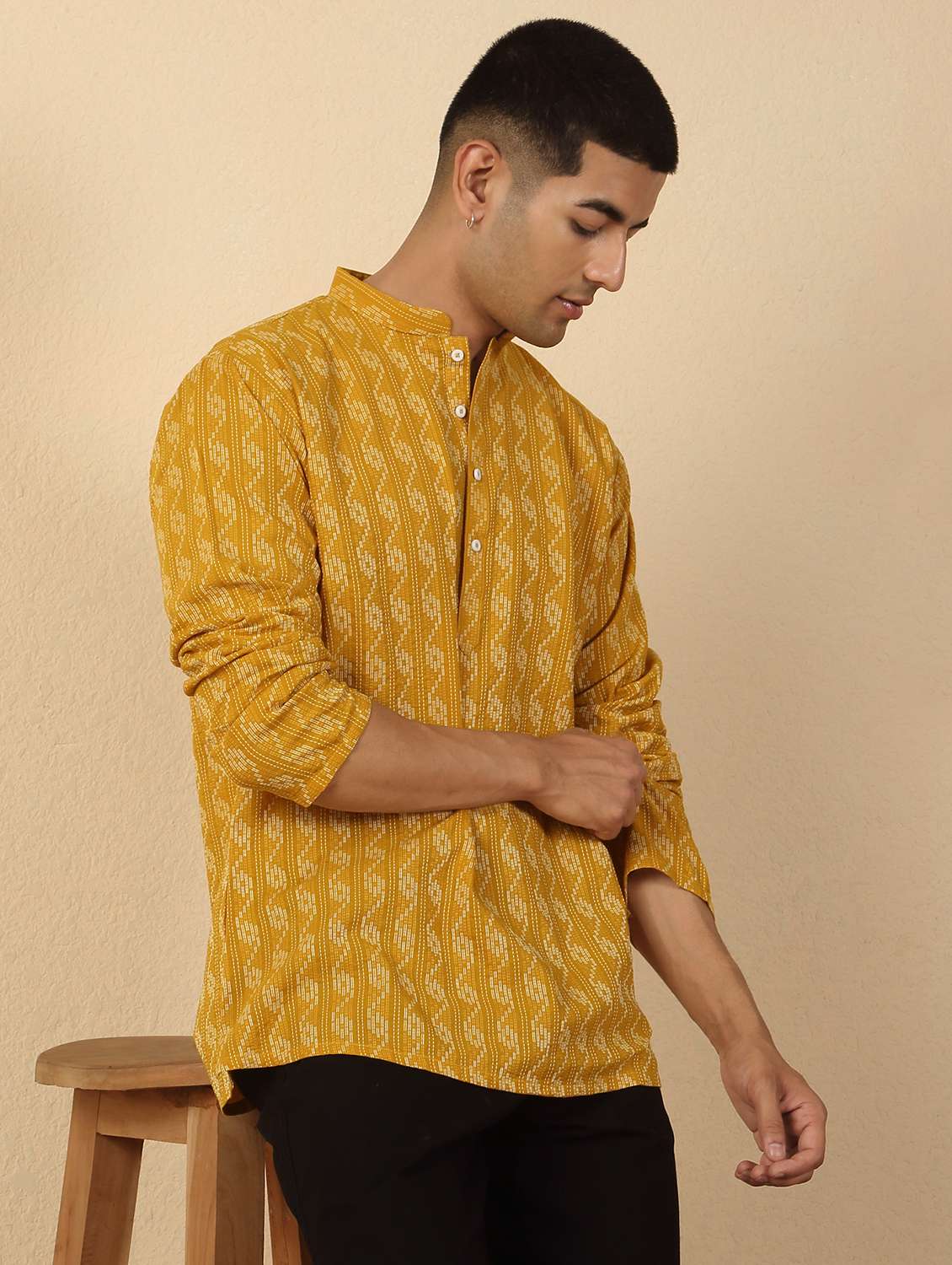 men printed mandarin neck short kurta - 22619207 -  Standard Image - 3