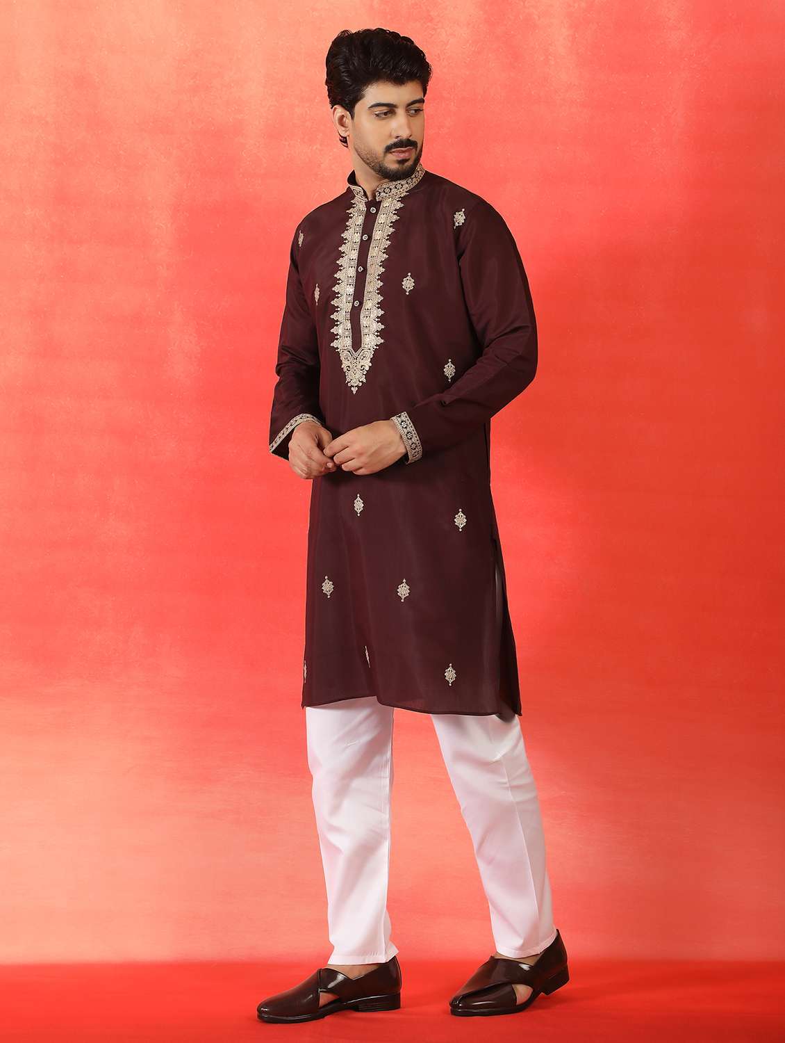 men solid with work mandarin neck long kurta - 22619257 -  Standard Image - 3
