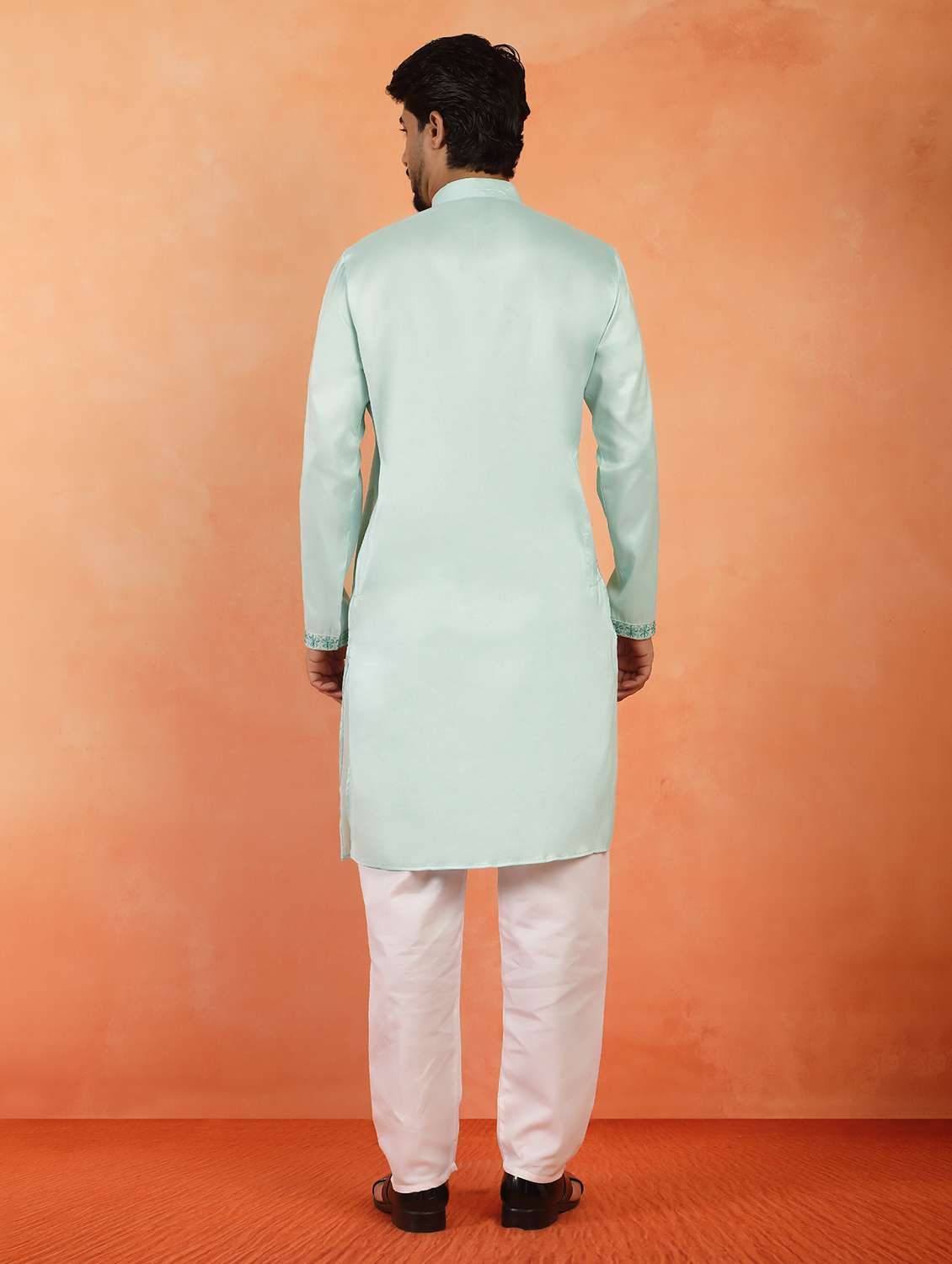men embroidered mandarin neck long kurta - 22619276 -  Standard Image - 3