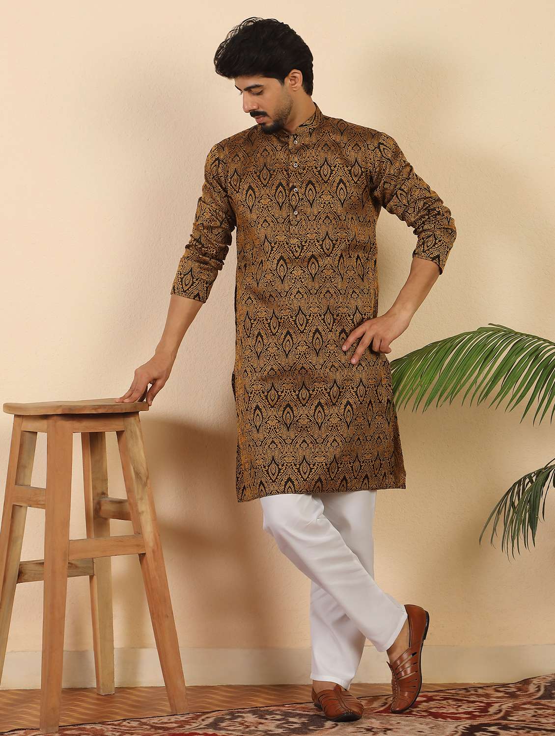 men self design mandarin neck long kurta