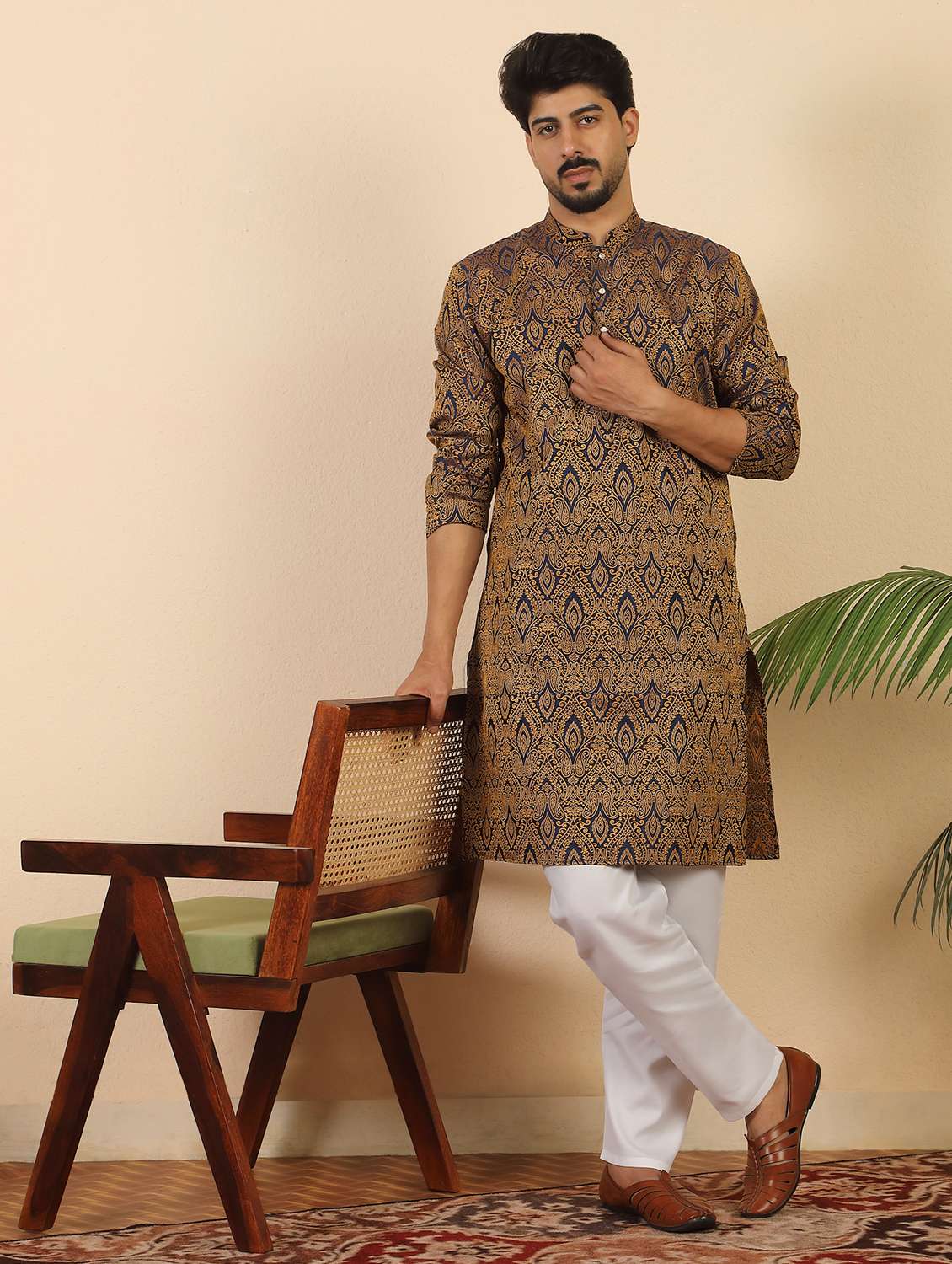men self design mandarin neck long kurta