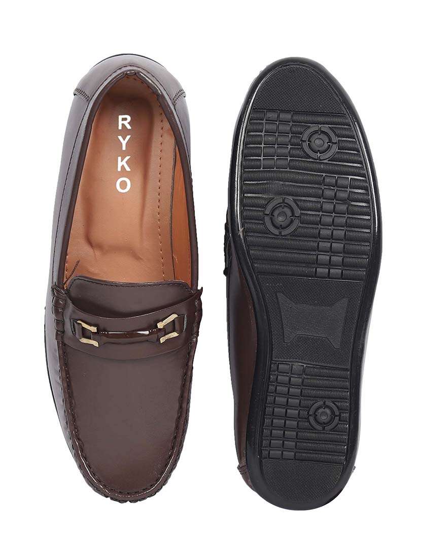 men solid slip on loafer - 22624732 -  Standard Image - 5