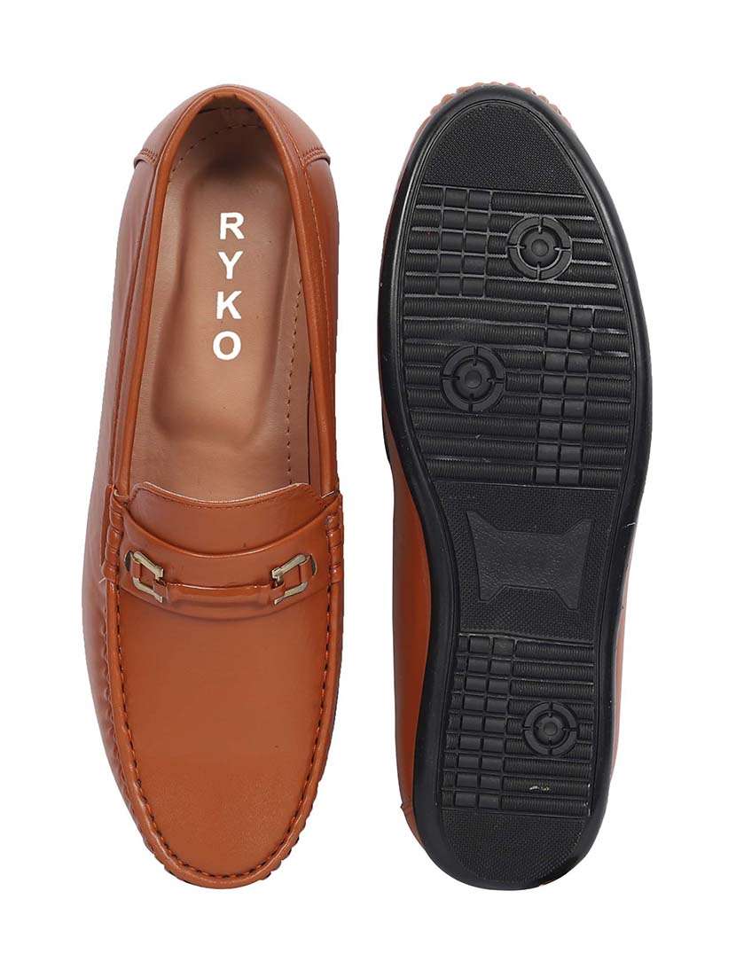 men solid slip on loafer - 22624733 -  Standard Image - 5