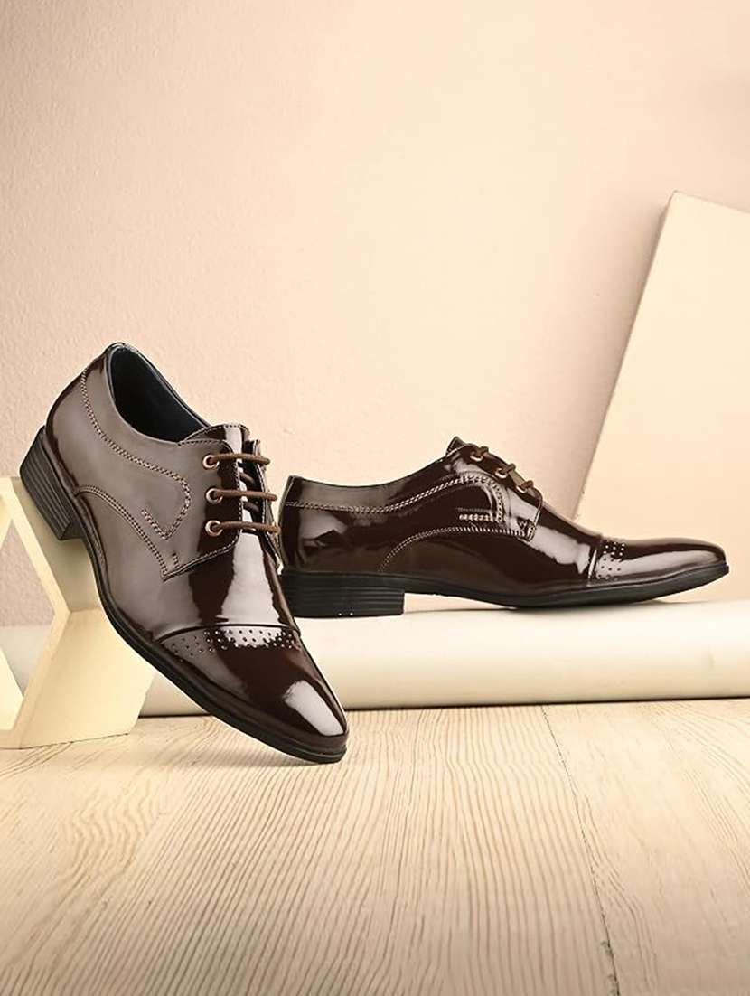 men solid lace up derby shoes