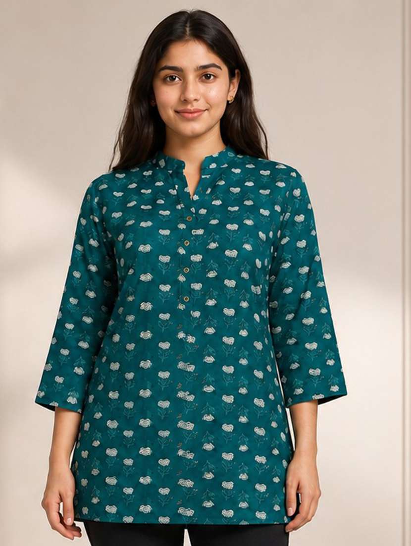 women printed three quarter sleeves straight kurti
