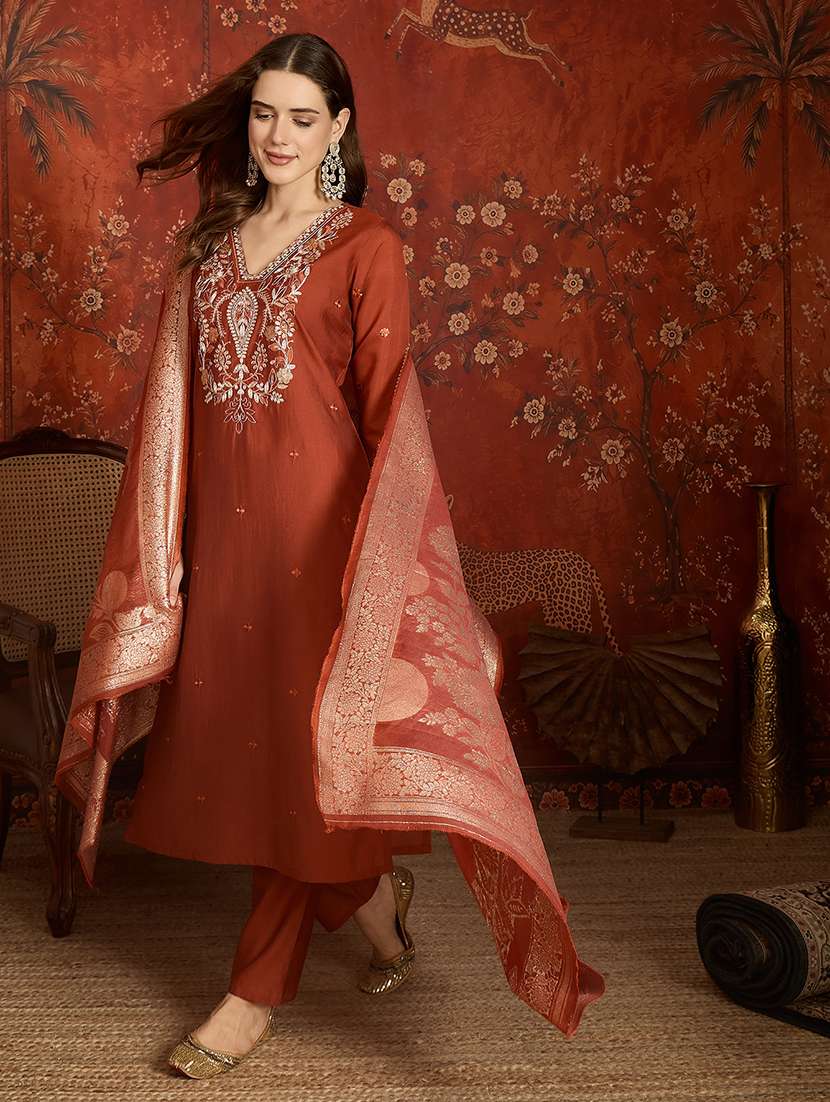 women embroidered three quarter sleeve kurta pant with dupatta set - 22626450 -  Standard Image - 5