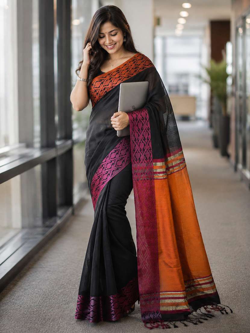 women solid with bordered handloom saree with blouse
