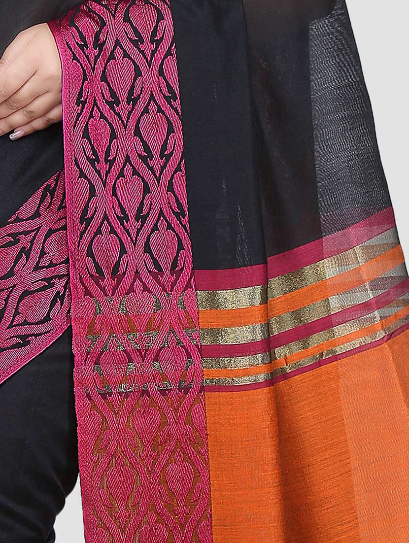 women solid with bordered handloom saree with blouse - 22626904 -  Standard Image - 3