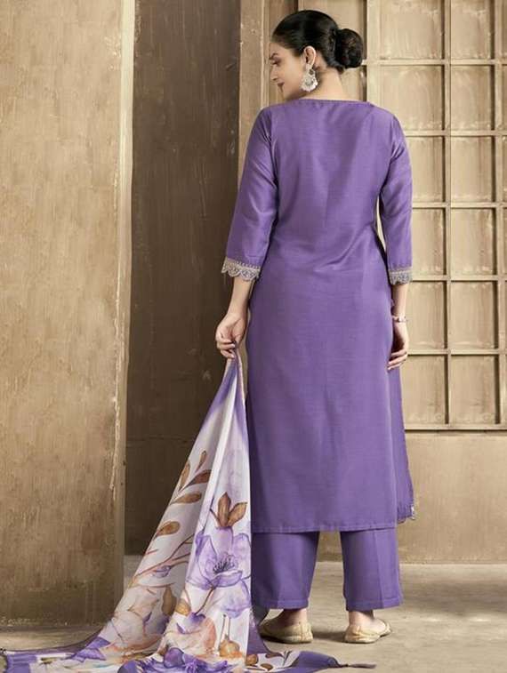 Women Embroidered Three Quarter Sleeves Kurta Pant Set With Dupatta - 22627086 -  Standard Image - 3