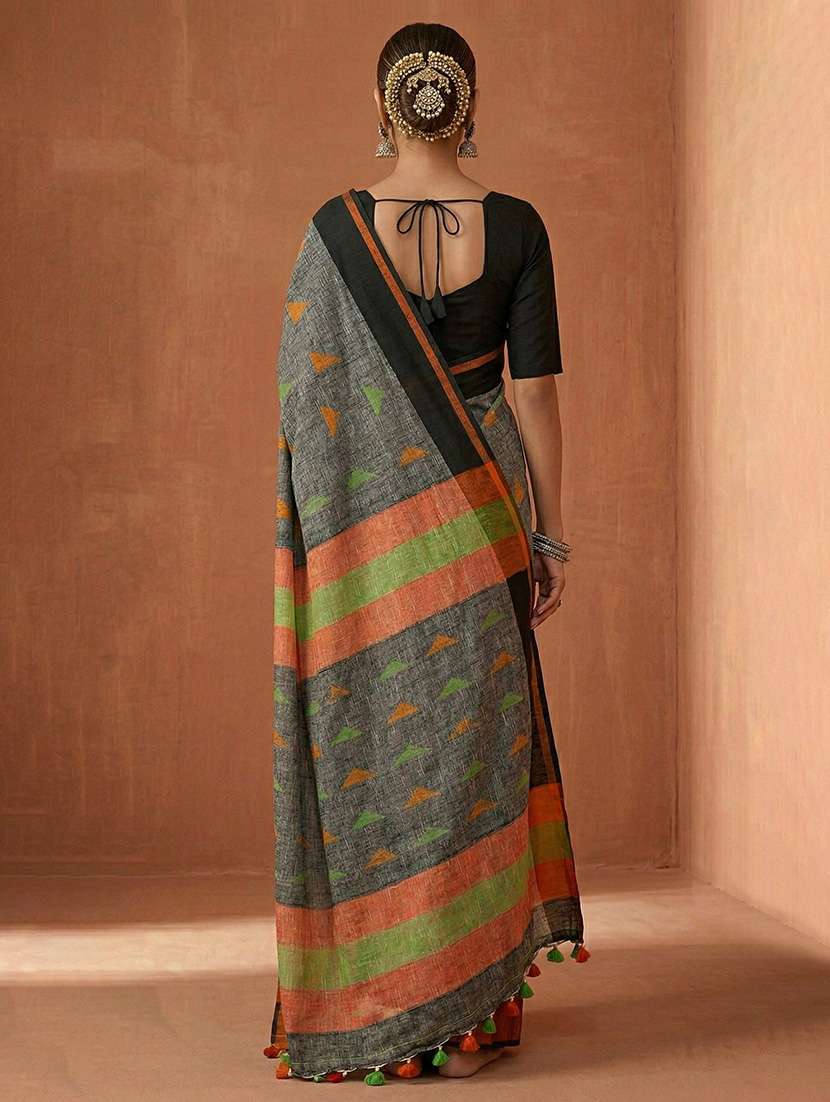 women self design handloom saree with blouse - 22637715 -  Standard Image - 3