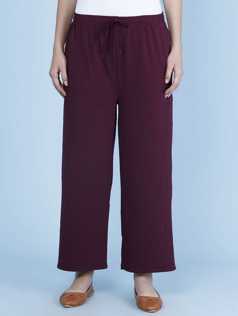 women textured mid rise straight trouser
