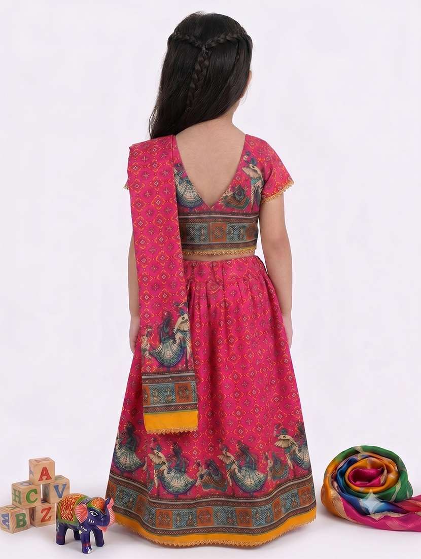 girls printed short sleeves costume - 22639552 -  Standard Image - 3