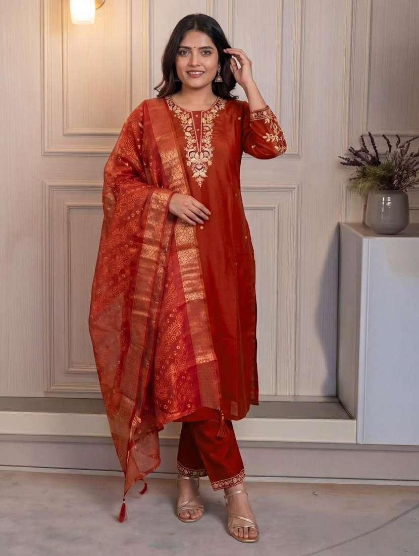 women embroidered three quarter sleeves kurta pant set with dupatta