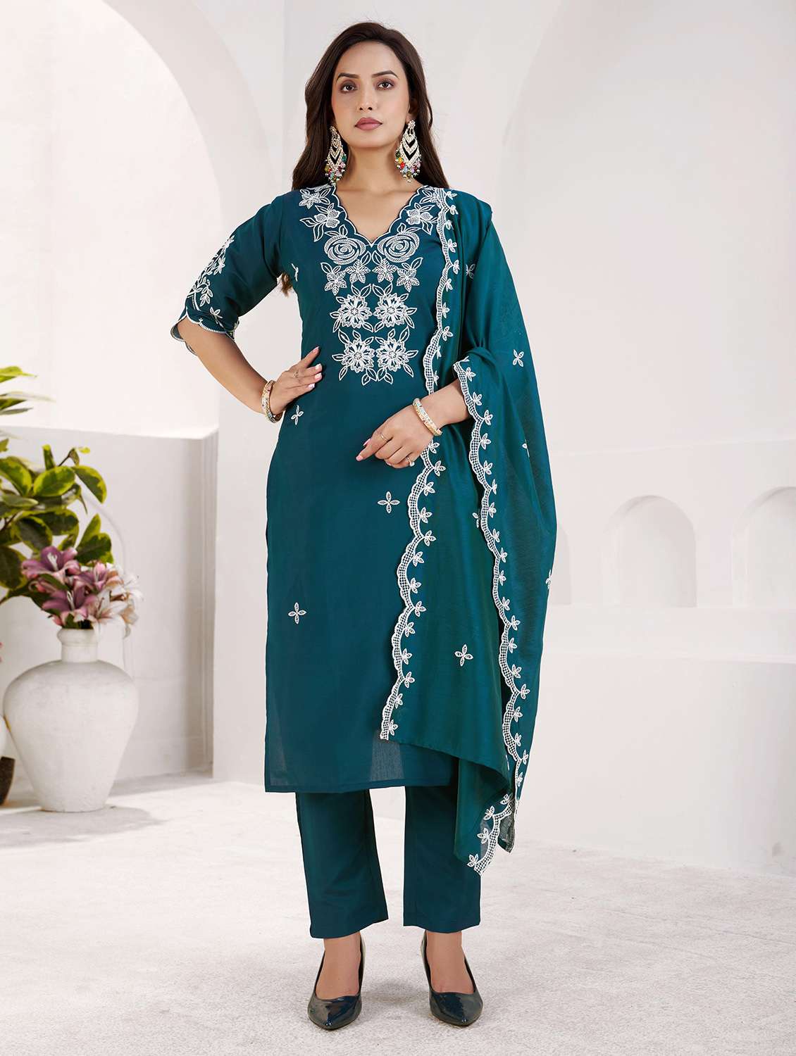 women embroidered three quarter sleeves kurta pant set with dupatta