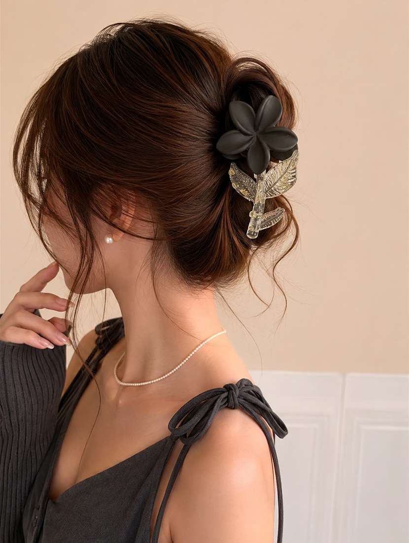 charcoal floral hair claw clip for women - 22639723 -  Standard Image - 3