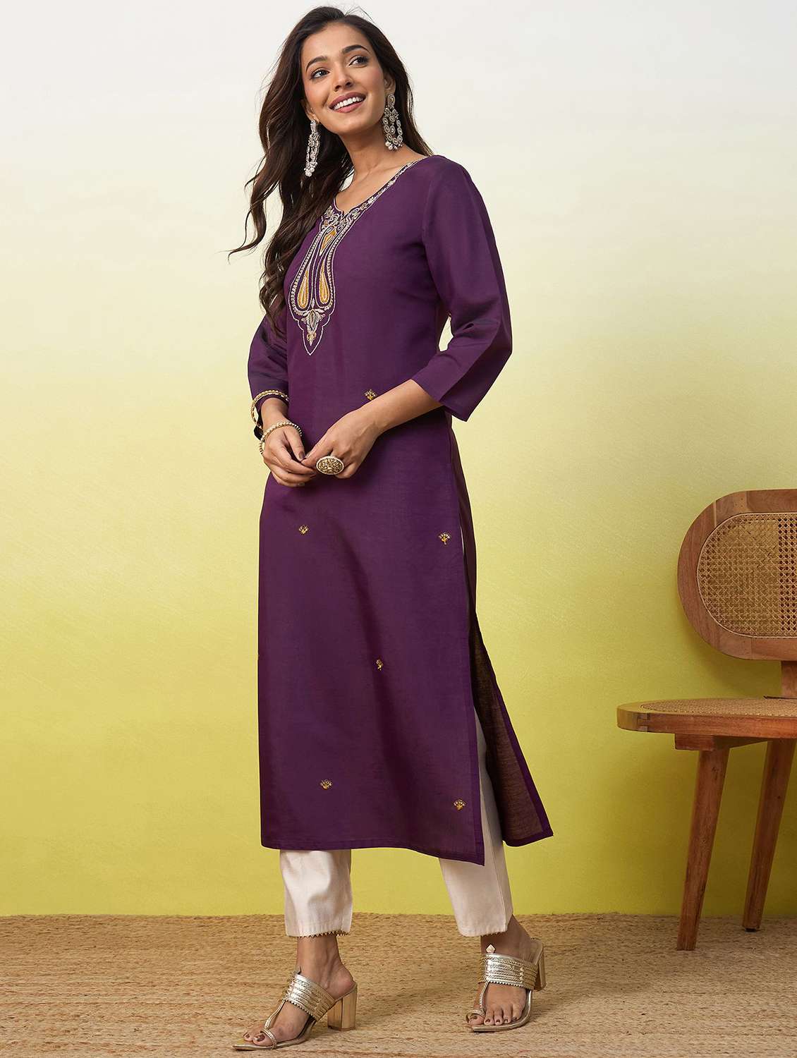 women solid with work three quarter sleeve straight kurta - 22639736 -  Standard Image - 3