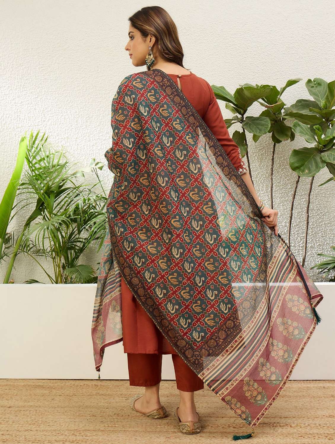 Women Embroidered Three Quarter Sleeves Kurta Pant Set With Dupatta - 22639770 -  Standard Image - 3