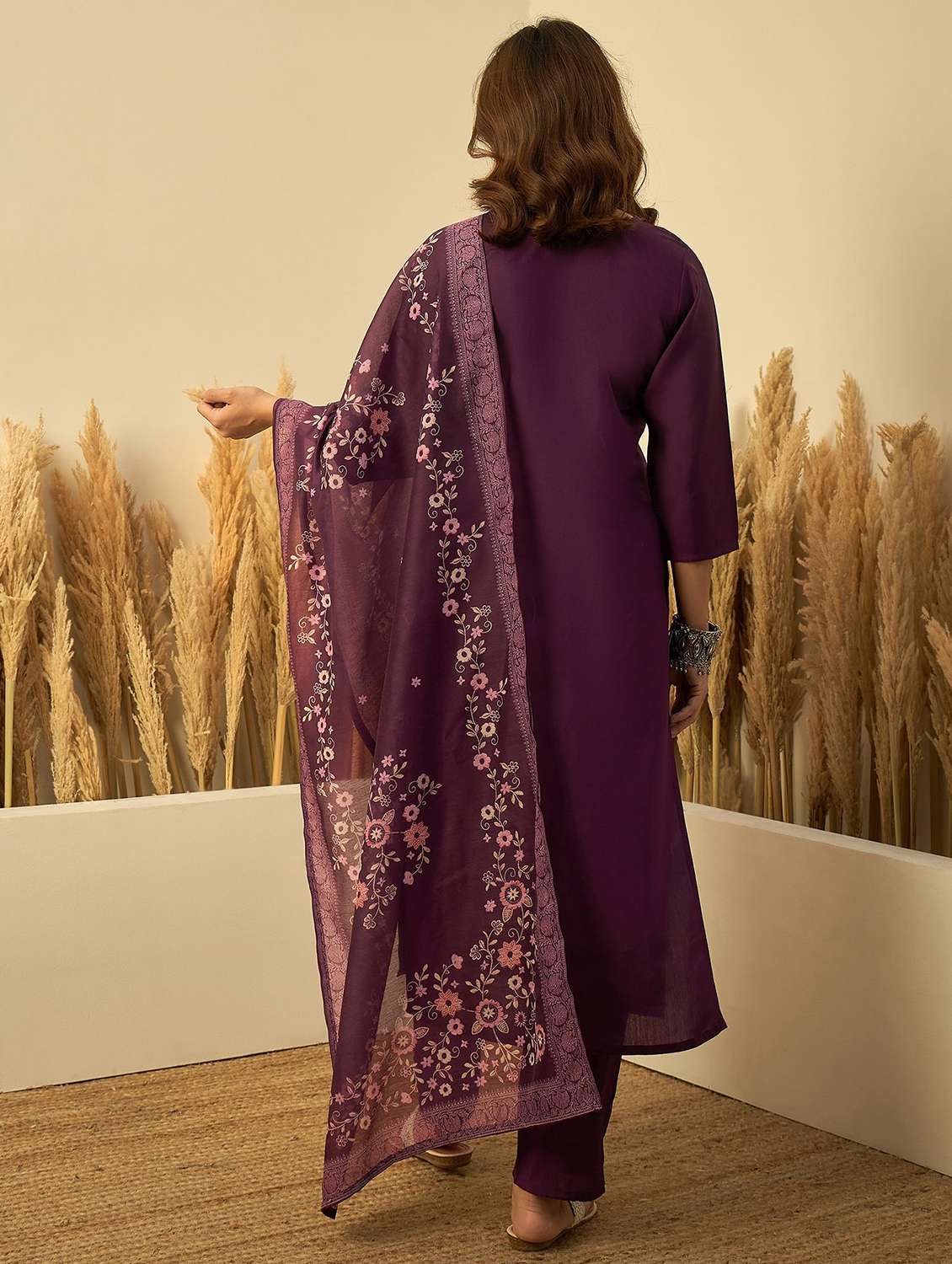 women embroidered three quarter sleeves kurta pant set with dupatta - 22639797 -  Standard Image - 3