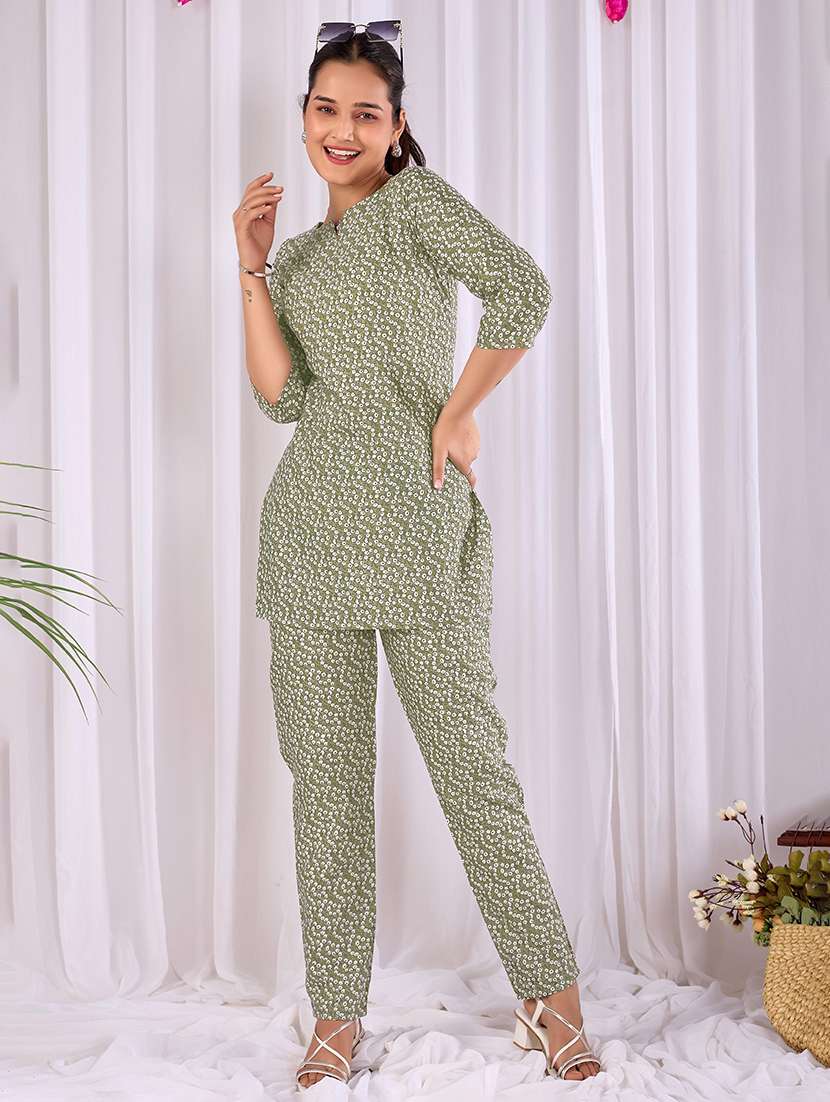 women printed three quarter sleeves ethnic co-ord set