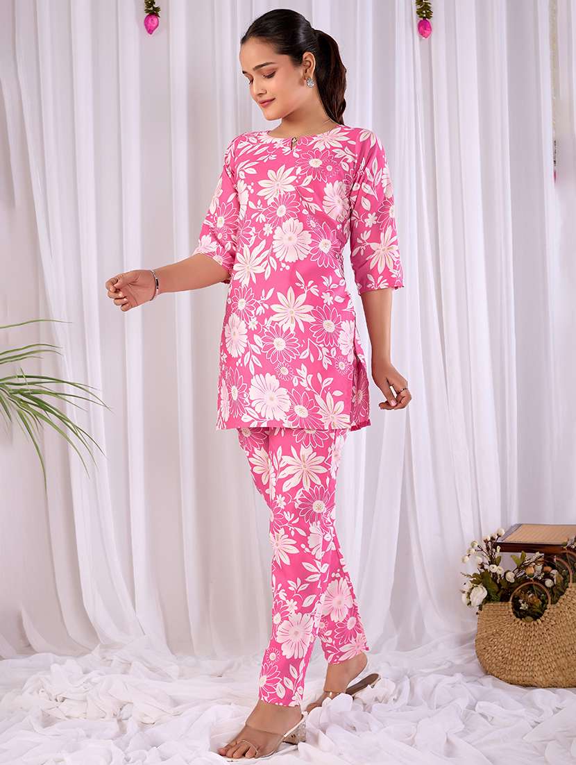 women printed three quarter sleeves ethnic co-ord set