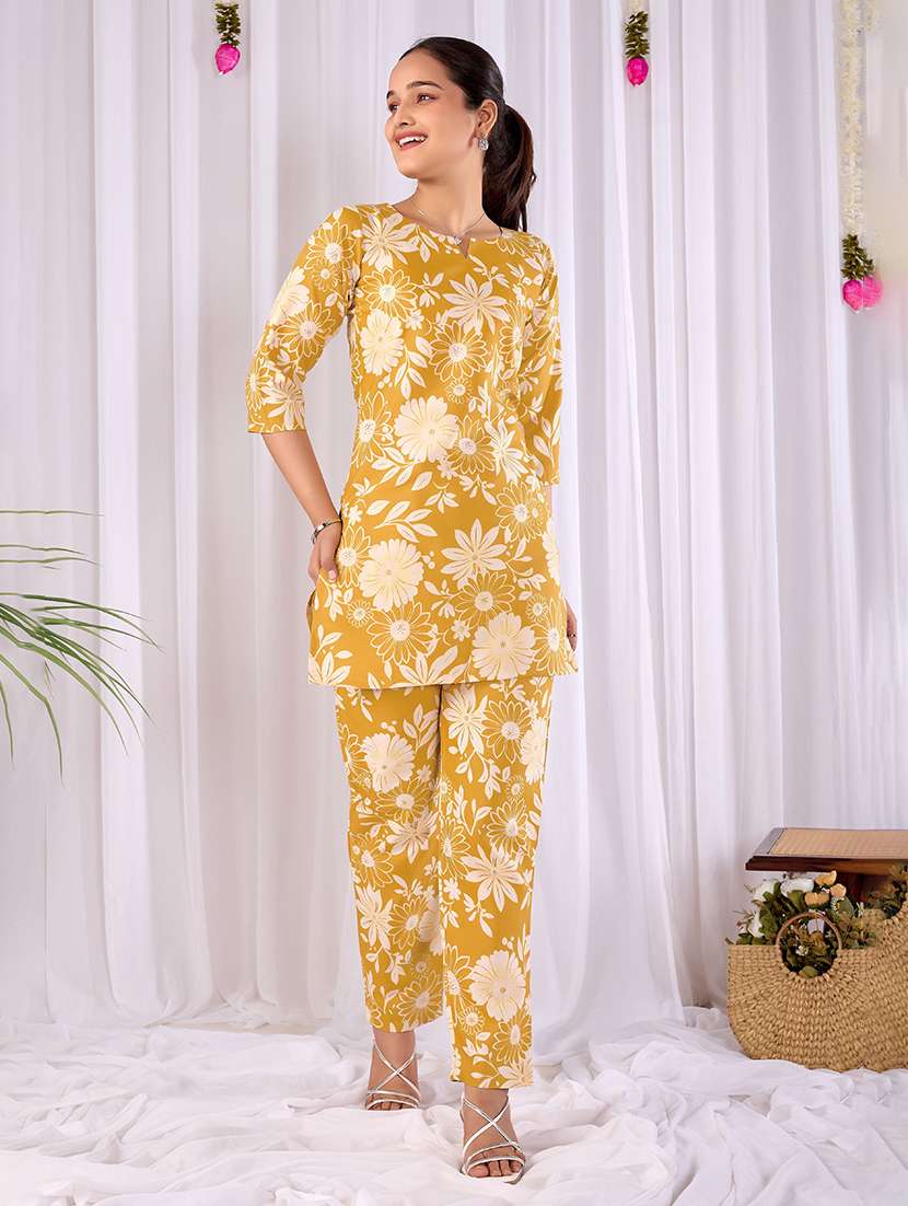 women printed three quarter sleeves ethnic co-ord set - 22640380 -  Standard Image - 5
