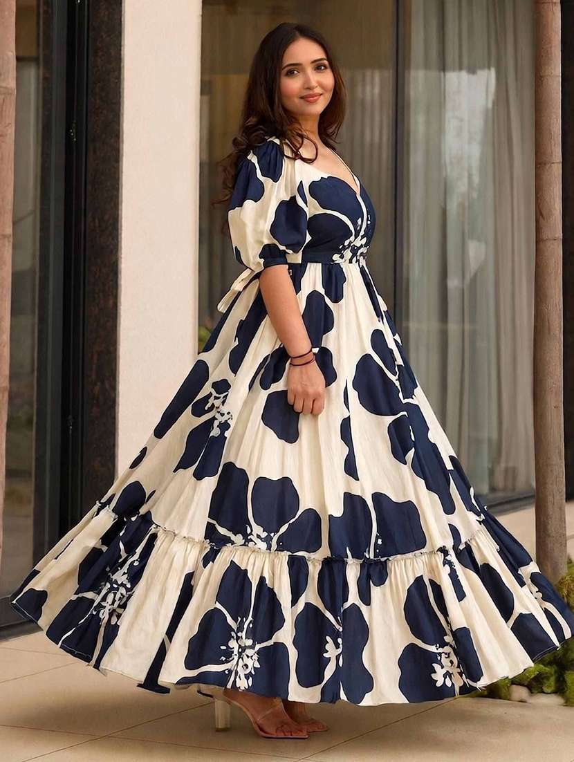 women printed puff sleeves tiered dress - 22640385 -  Standard Image - 3