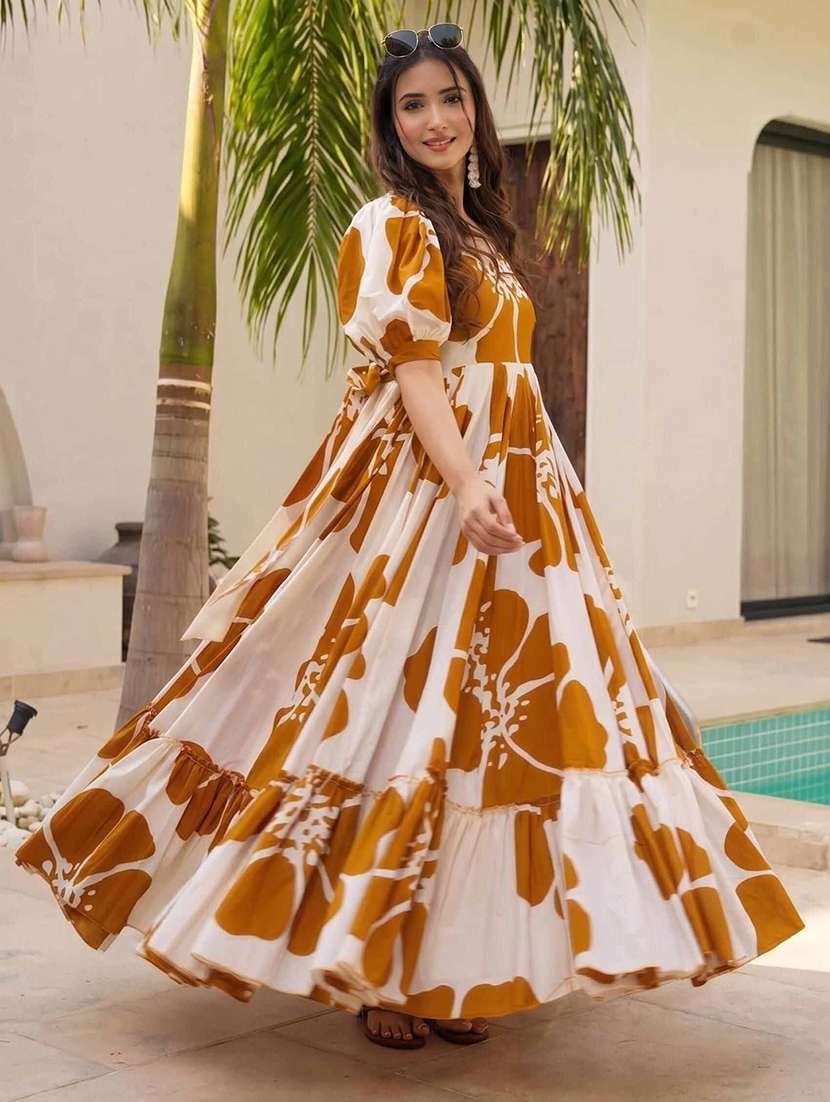 women printed puff sleeves tiered dress - 22640386 -  Standard Image - 3