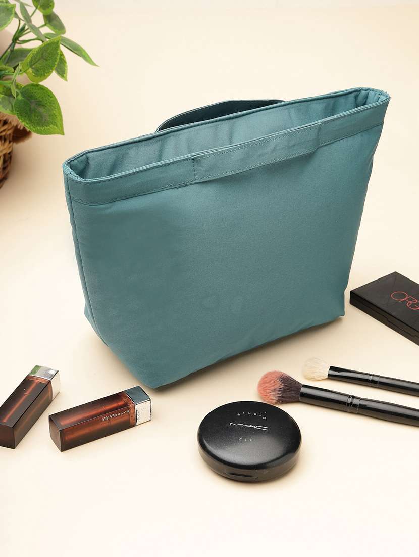 women solid zip closure regular pouch